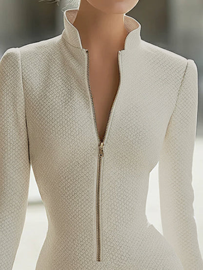 שמלת עור מרקמי מיני עם רוכסן בגזרת שעון חול