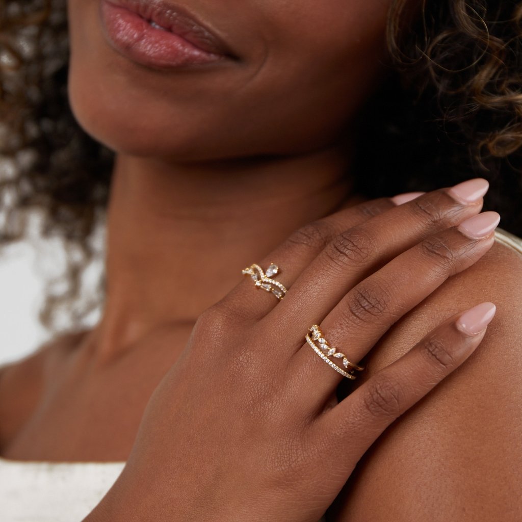 אוורה - טבעת קריסטל אלגנטית