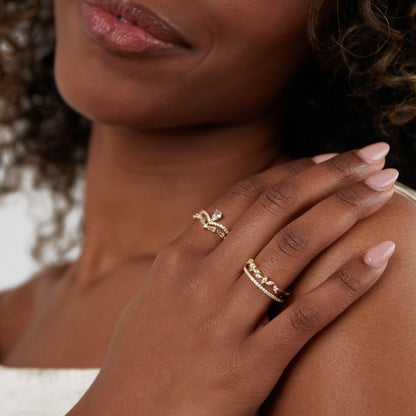 אוורה - טבעת קריסטל אלגנטית