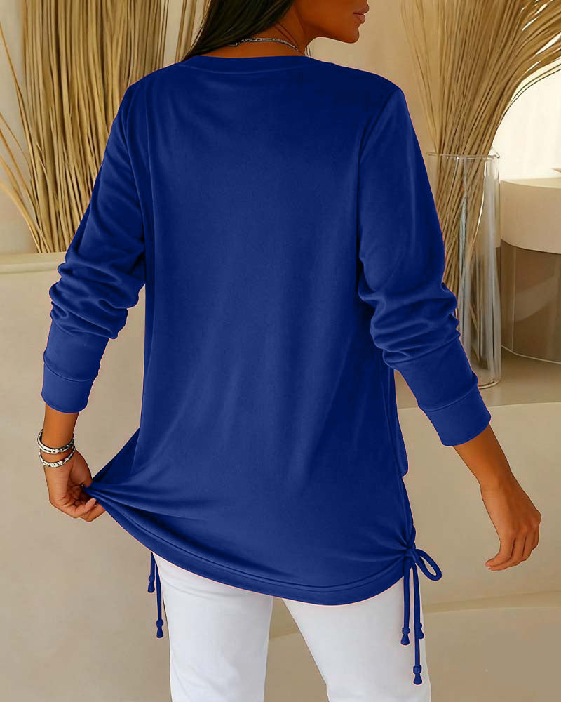 טופ דו-גווני עם פייטים – אפקט שני-באחד